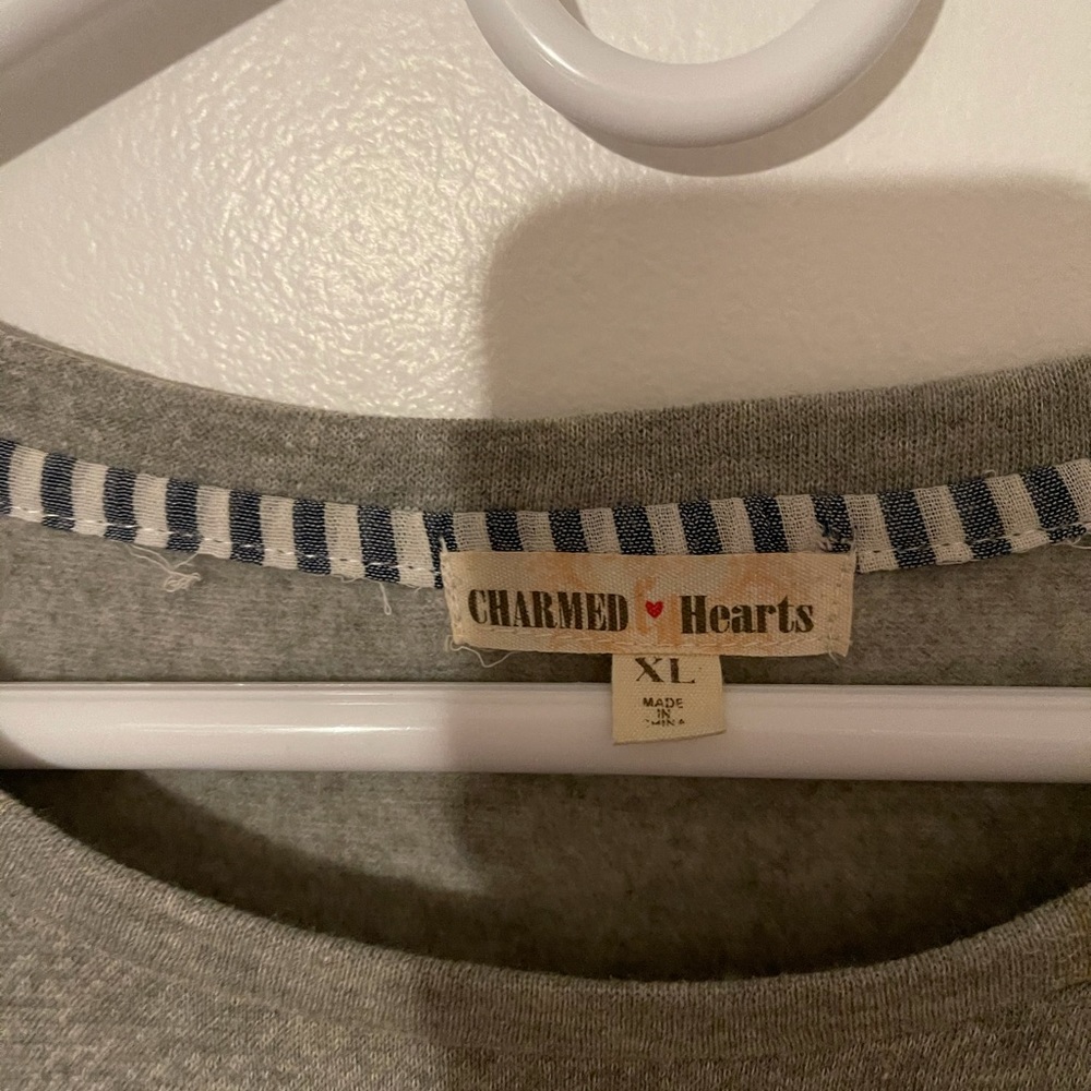 Sweater - Picture 3 of 4